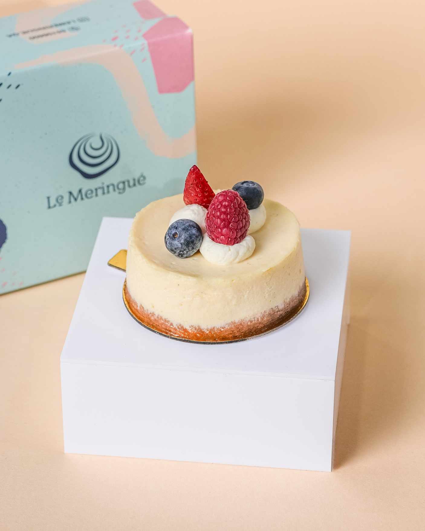 Berry Cheesecake Small تشيز كيك بالتوت صغير