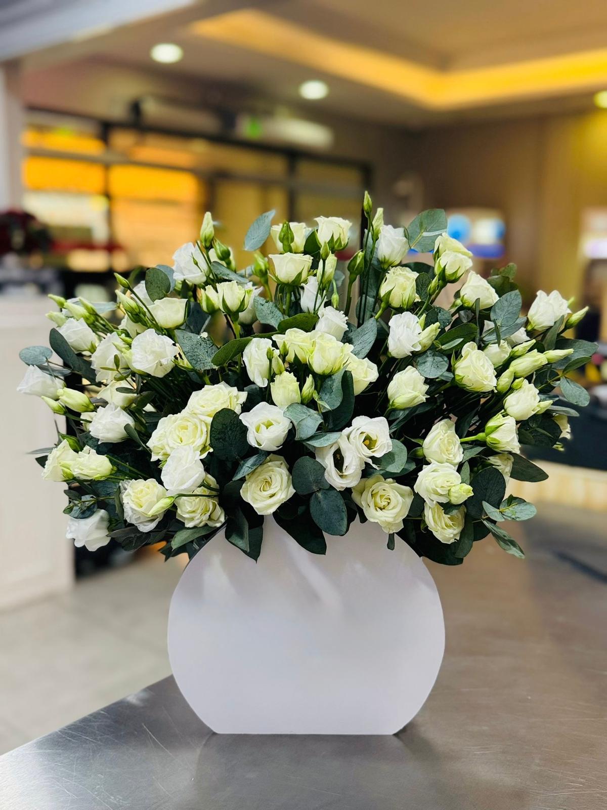 Exquisite Tendor Love باقة رائعة من الورود