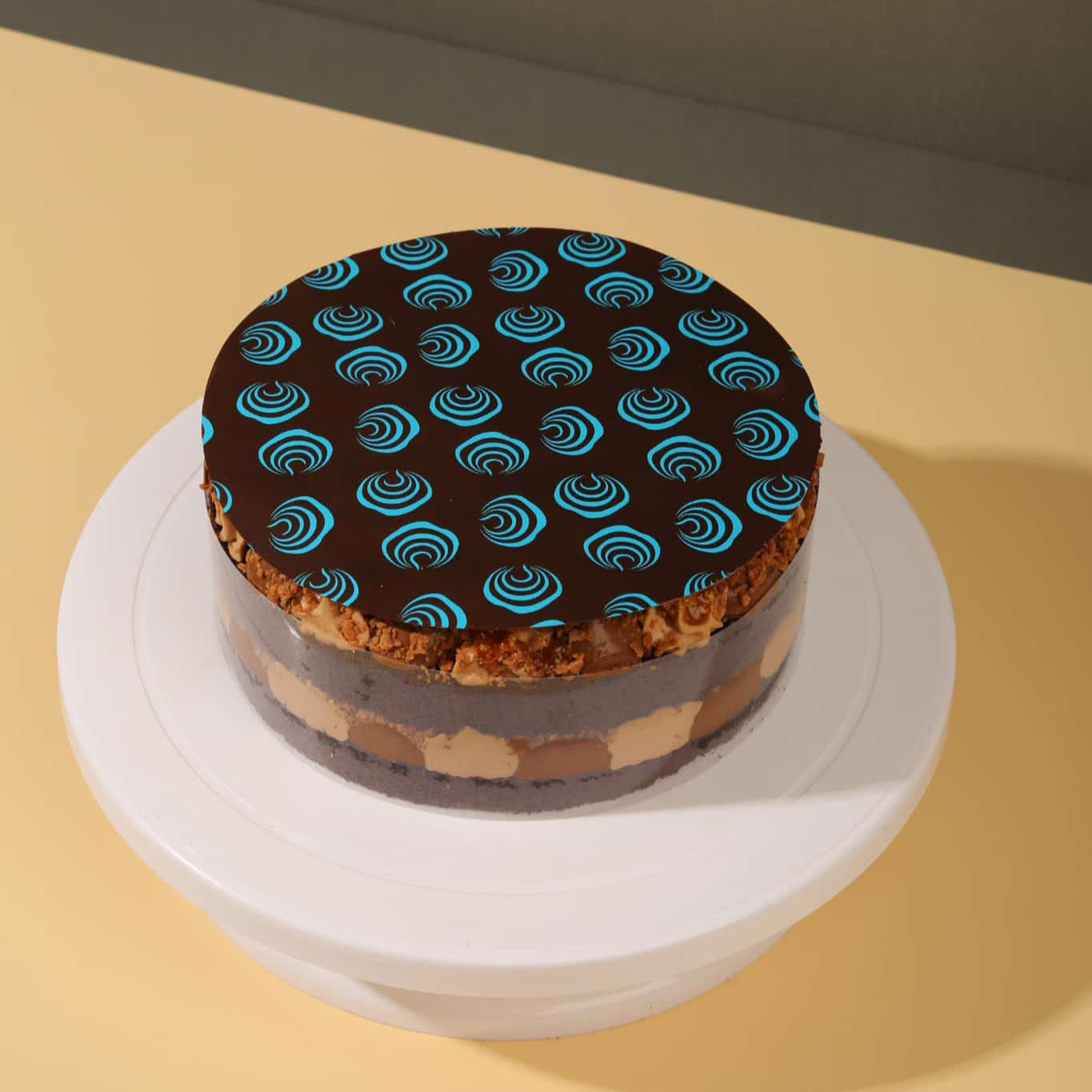 Signature cake big