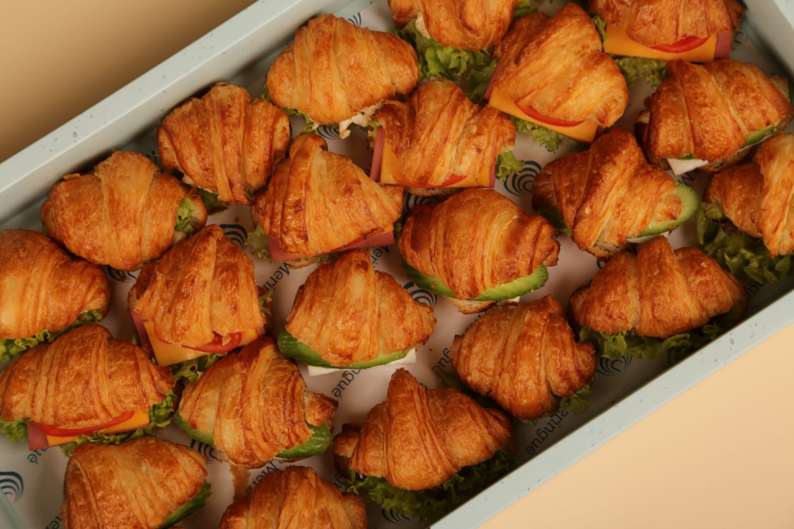 Breakfast Croissants      كرواسون الإفطار